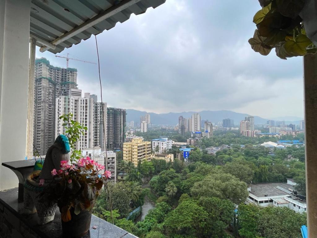 Calm Private Room With Beautiful View Mumbai Exteriör bild